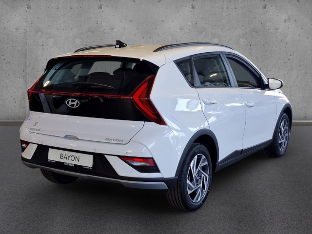 Fahrzeugabbildung Hyundai BAYON MY25 1.0 T-GDi TREND Navi LED CarPlay RKam PDC SHZ
