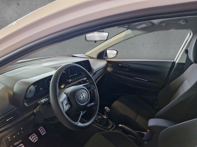 Fahrzeugabbildung Hyundai BAYON MY25 1.0 T-GDi TREND Navi LED CarPlay RKam PDC SHZ