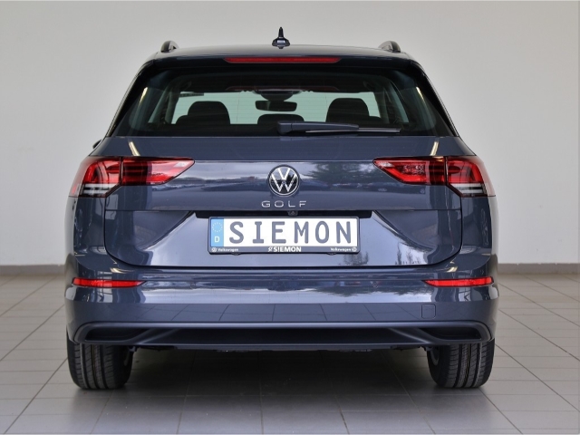 Fahrzeugabbildung Volkswagen Golf Variant 8 1.0TSI Life AHK Navi ACC SHZ RKam