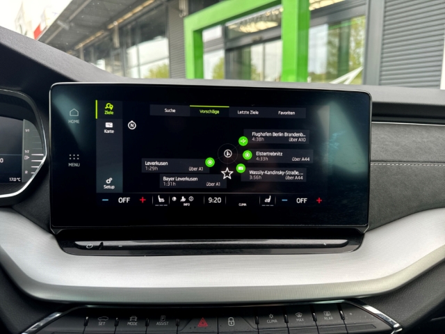 Fahrzeugabbildung SKODA Octavia Combi TDI DSG Style DynLED Navi ACC HuD