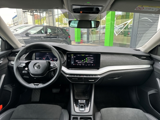 Fahrzeugabbildung SKODA Octavia Combi TDI DSG Style DynLED Navi ACC HuD
