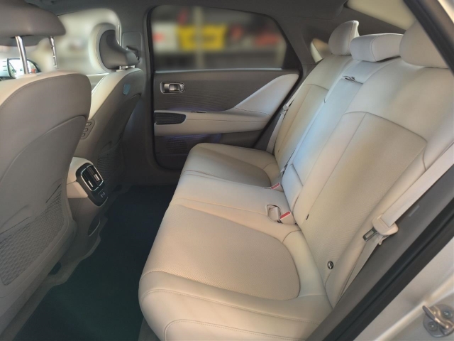 Fahrzeugabbildung Hyundai IONIQ 6 77,4kWh 2WD UNIQ HUD Navi Digitales Cockpit Memory Sitze Soundsystem Bose