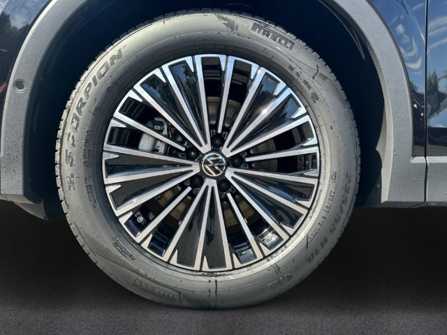 Fahrzeugabbildung Volkswagen Tiguan 2.0 TDI GOAL AHK R-Kamera SHZ Navi ACC el