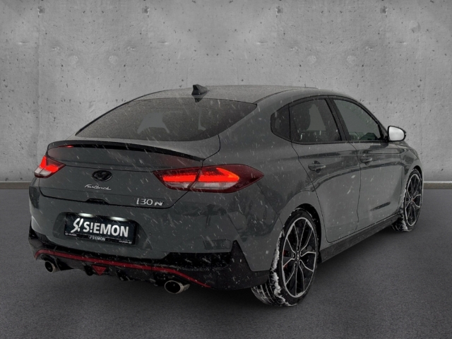 Fahrzeugabbildung Hyundai i30 FASTBACK N PERFORMANCE SHZ MEMORY TEMP NAVI