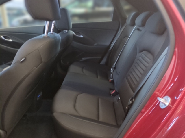 Fahrzeugabbildung Hyundai i30 FL 5-Trg 1.0 T-GDI DCT Advantage MY25 Navi Digitales Cockpit LED Apple CarPlay