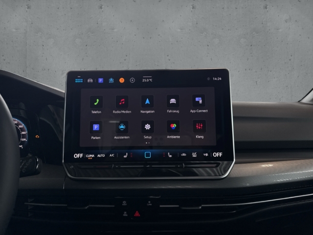 Fahrzeugabbildung Volkswagen Golf VIII 1.5 TSI Style LED ACC AppConnect PDC