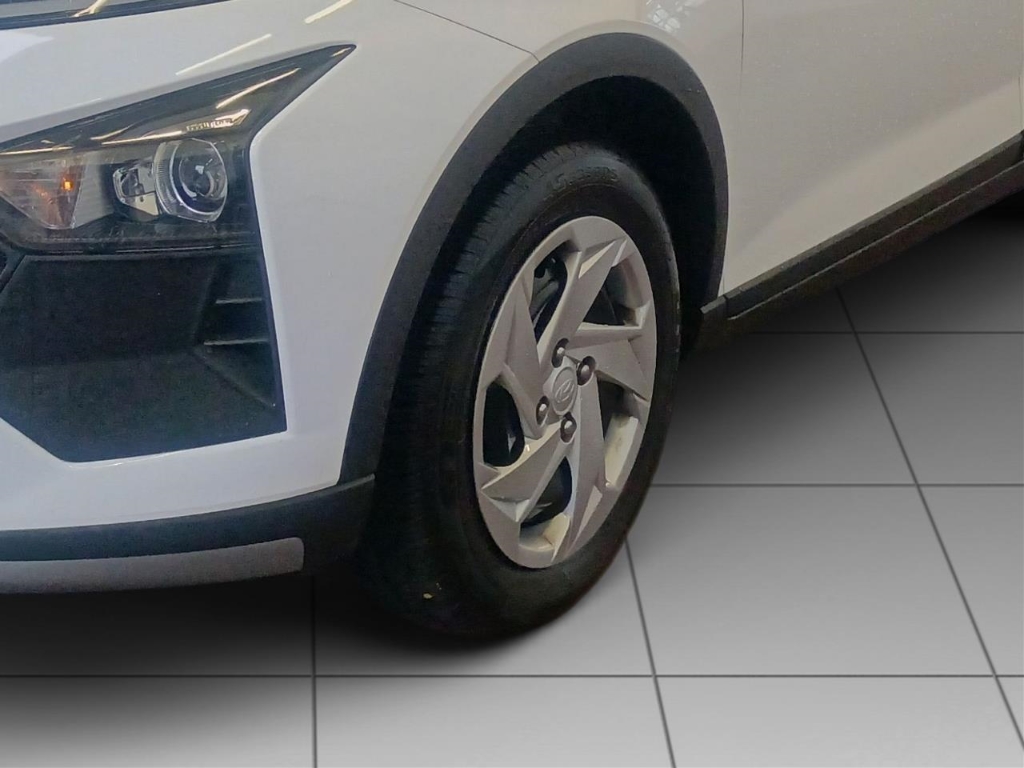 Fahrzeugabbildung Hyundai BAYON FL 1.0 T-GDI MT MY25 Select Navi Apple CarPlay Android Auto Fahrerprofil Musikstreaming