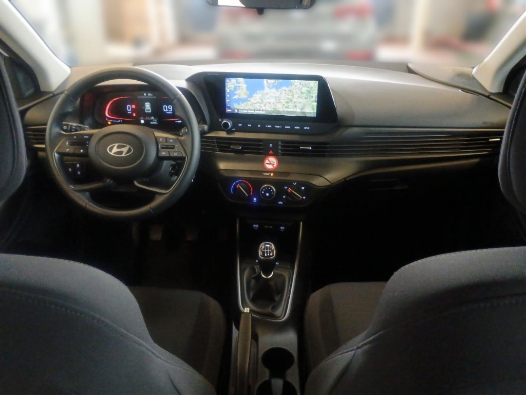 Fahrzeugabbildung Hyundai BAYON FL 1.0 T-GDI MT MY25 Select Navi Apple CarPlay Android Auto Fahrerprofil Musikstreaming