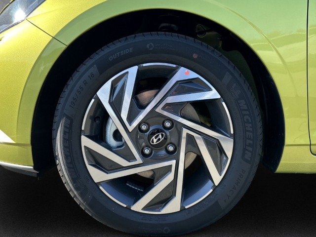 Fahrzeugabbildung Hyundai i20 1.0 T-GDI MT Trend Navi Digitales Cockpit Apple CarPlay Android Auto Fahrerprofil