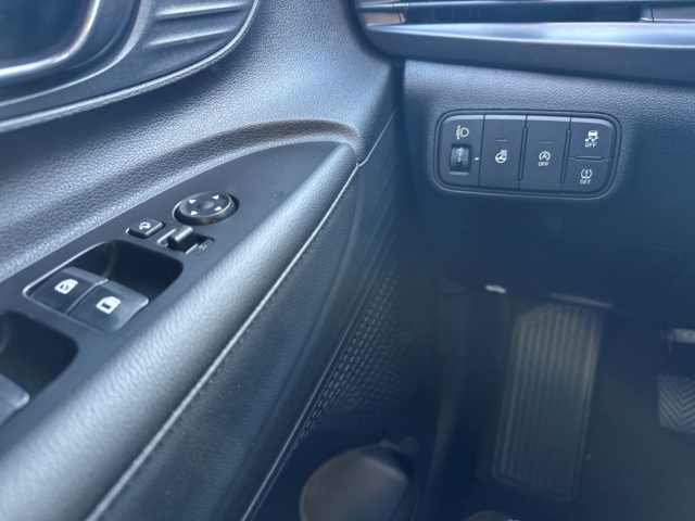 Fahrzeugabbildung Hyundai i20 1.0 T-GDI MT Trend Navi Digitales Cockpit Apple CarPlay Android Auto Fahrerprofil