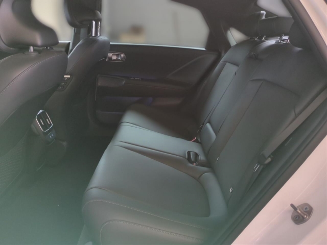 Fahrzeugabbildung Hyundai IONIQ 6 77,4kWh 4WD UNIQ HUD Navi Digitales Cockpit Memory Sitze Soundsystem Bose