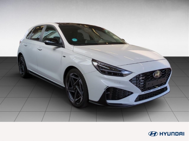 Fahrzeugabbildung Hyundai i30 FL 5trg 1.5 T-GDI 48V MT N-Line Sitz-P. Pano Sportpaket Navi