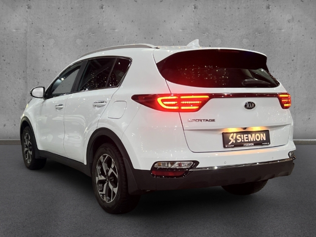 Fahrzeugabbildung Kia Sportage 2WD 1.6 GDI Spirit SHZ