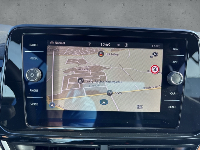 Fahrzeugabbildung Volkswagen T-Roc Cabriolet 1.5 TSI DSG R-Line IQ.LIGHT AHK