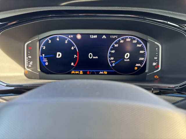 Fahrzeugabbildung Volkswagen T-Roc Cabriolet 1.5 TSI DSG R-Line IQ.LIGHT AHK