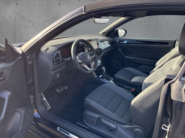 Fahrzeugabbildung Volkswagen T-Roc Cabriolet 1.5 TSI DSG R-Line IQ.LIGHT AHK