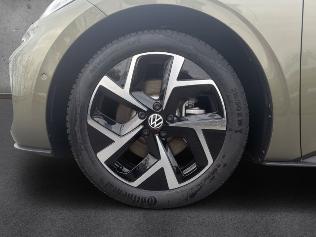 Fahrzeugabbildung Volkswagen ID.3 Pro Energy IQ Drive Sportsitze MatrixLED Wä