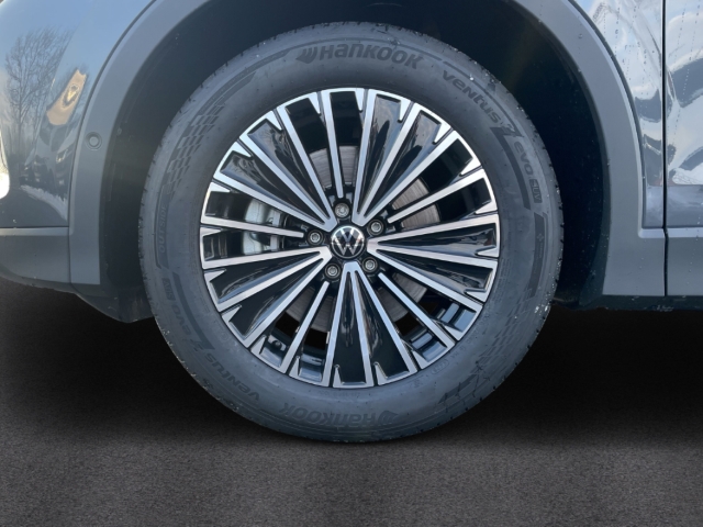 Fahrzeugabbildung Volkswagen Tiguan 2.0 TDI Energy IQ.LIGHT AHK Navi ACC SHZ