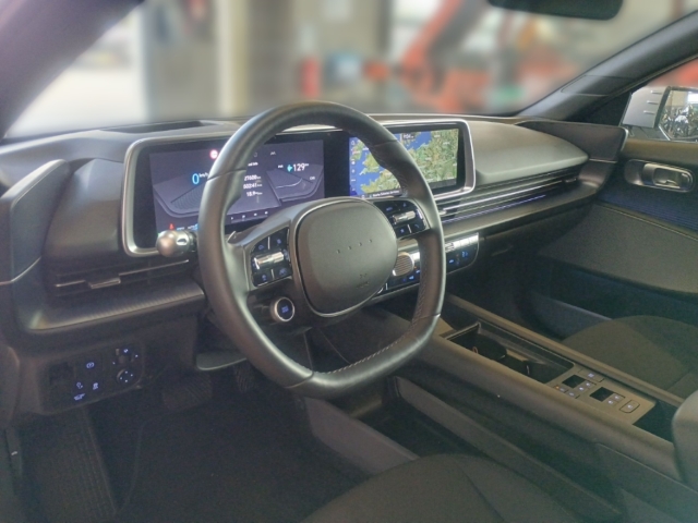 Fahrzeugabbildung Hyundai IONIQ 6 77,4kWh 4WD TECHNIQ Glasschiebedach HUD Navi Digitales Cockpit LED Blendfreies Fernl.