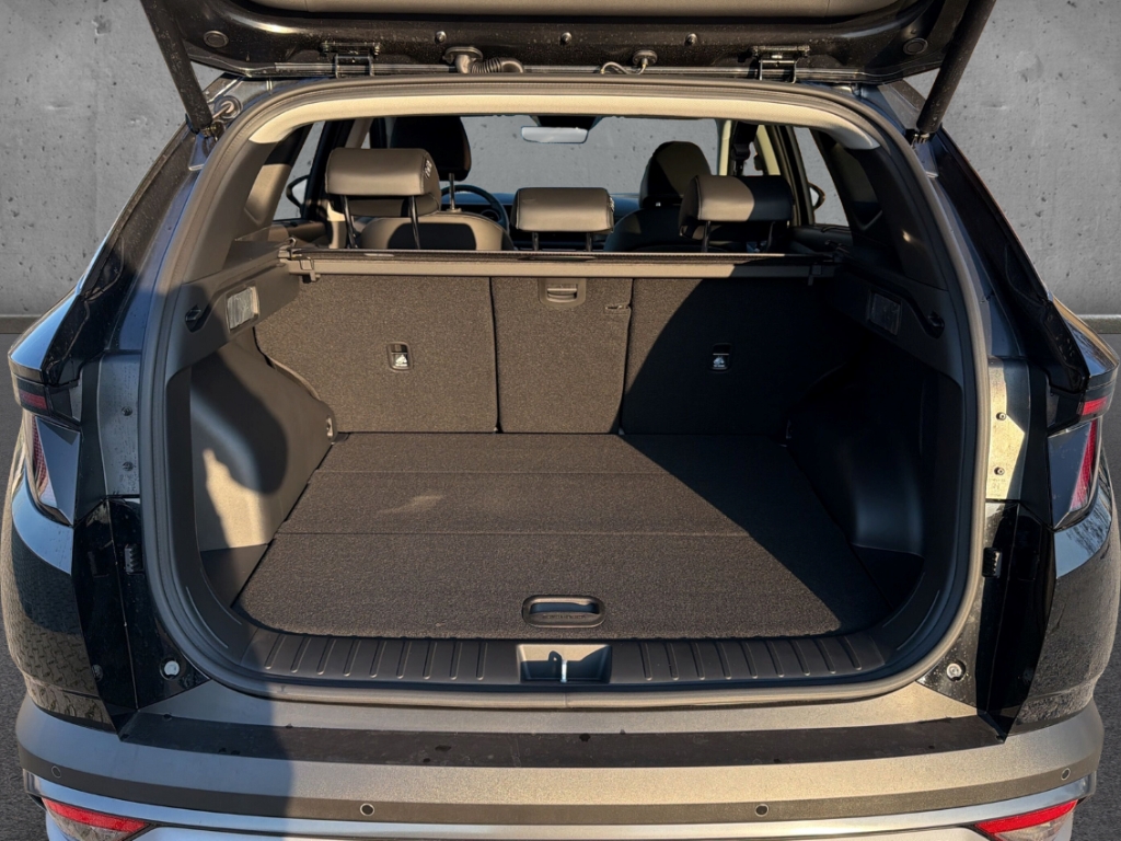 Fahrzeugabbildung Hyundai TUCSON FL MY26 1.6 T-GDi 7-DCT 2WD Prime HUD Navi Leder Digitales Cockpit Soundsystem Klimasitze