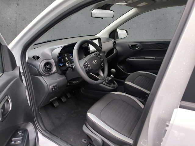 Fahrzeugabbildung Hyundai i10 FL MY25 1.0 TREND Navi Apple CarPlay Android Auto Musikstreaming