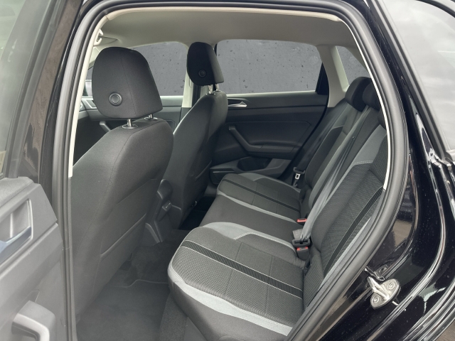 Fahrzeugabbildung Volkswagen Polo 1.0 TSI DSG Style IQ.LIGHT Navi ACC SHZ PDC