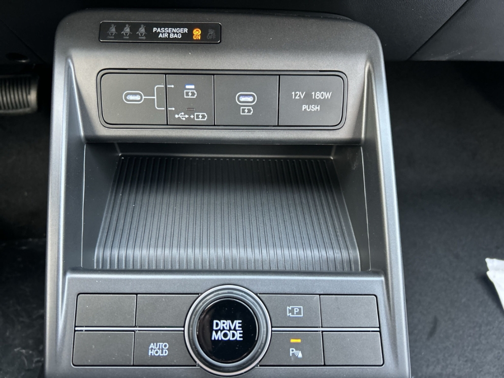 Fahrzeugabbildung Hyundai KONA EV MJ26 SX2 Select 65kWh Navi LED ACC Apple CarPlay Android Auto Mehrzonenklima