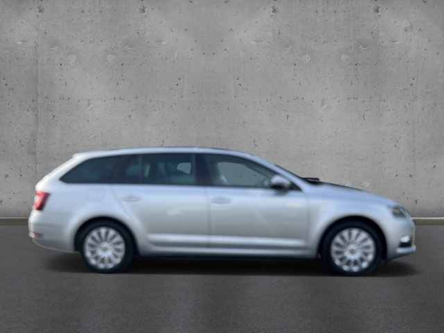 Fahrzeugabbildung SKODA Octavia Combi 2.0TDI DSG Ambition LED Nav StdHzg