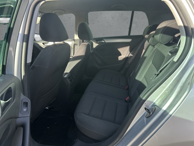 Fahrzeugabbildung Volkswagen Golf VI 1.2 TSI Team PDCv+h Kinders. Vorb. Navi