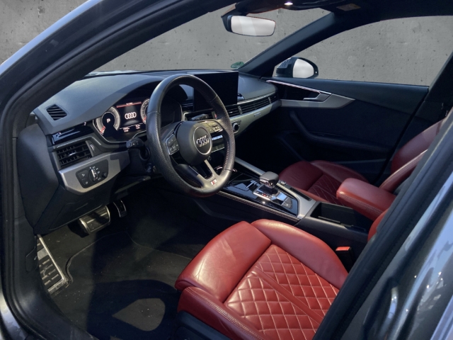 Fahrzeugabbildung Audi A4 quattro 45 TDI Edition One ACC Navi LED Leder