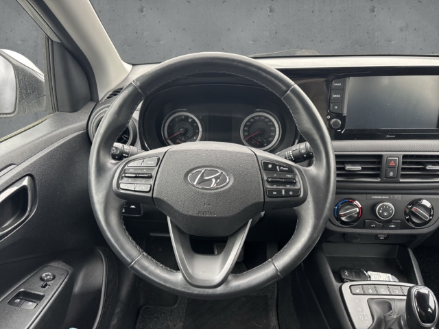 Fahrzeugabbildung Hyundai i10 Trend Apple CarPlay Freisprech PDC SHZ Alu