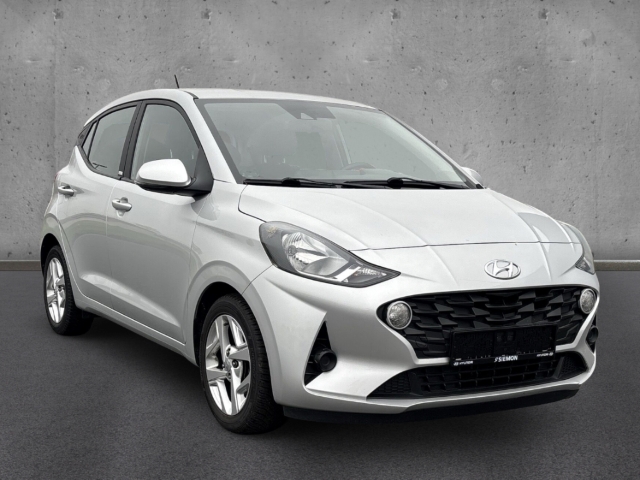 Fahrzeugabbildung Hyundai i10 Trend Apple CarPlay Freisprech PDC SHZ Alu