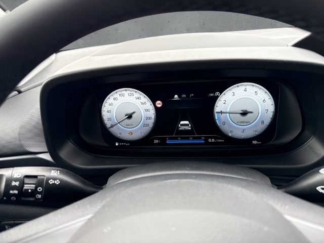Fahrzeugabbildung Hyundai i20 1.0 T-GDI MT Trend Navi Digitales Cockpit Apple CarPlay Android Auto Fahrerprofil