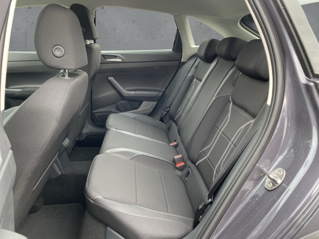 Fahrzeugabbildung Volkswagen Taigo 1.0 TSI DSG Style IQ.LIGHT AHK Kamera ACC