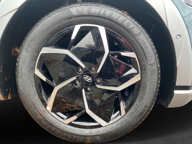 Fahrzeugabbildung Hyundai IONIQ 5 4WD 77,4kWh TECHNIQ- Assist-& Park-Paket