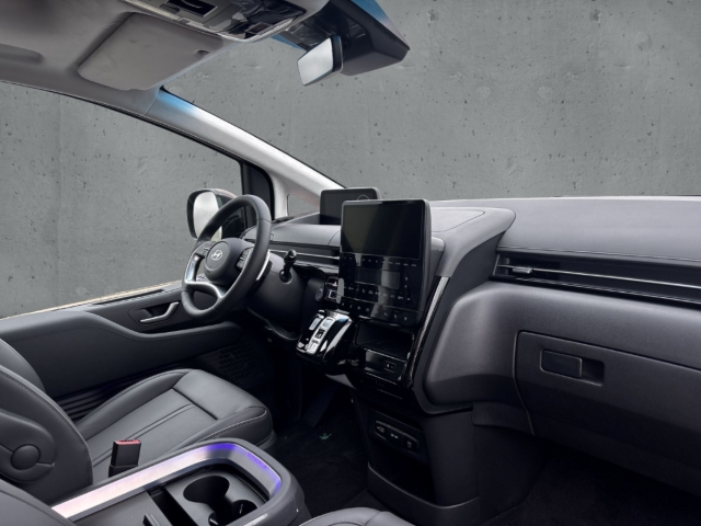 Fahrzeugabbildung Hyundai STARIA HEV 1.6 SIGNATURE Panorama 7-Sitze Navi Leder digi Cockpit Soundsystem