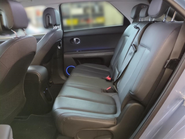 Fahrzeugabbildung Hyundai IONIQ 5 77,4kWh 2WD MY24 Sitz-P Bose Assist-P el.Heckklappe Navi Leder Digitales Cockpit