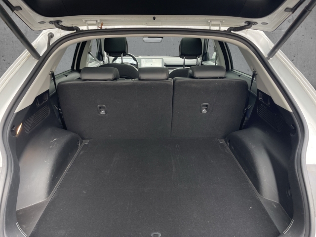 Fahrzeugabbildung Hyundai IONIQ 5 72,6 kWh 2WD UNIQ 20LM Relax Panoramadach AHK HUD El. Fondsitzverst. Navi