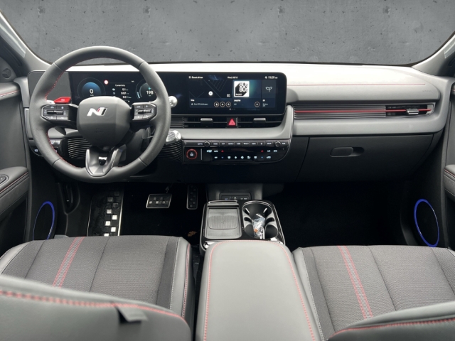 Fahrzeugabbildung Hyundai IONIQ 5 FL MY26 84kWh 2WD N-Line Matrix Navi Digitales Cockpit LED ACC El. Heckklappe