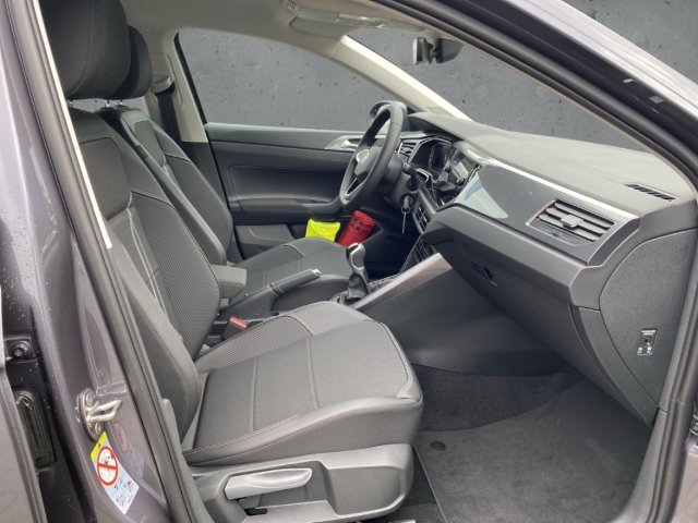 Fahrzeugabbildung Volkswagen Taigo 1.0 TSI Style IQ.LIGHT AHK Kamera ACC PDS