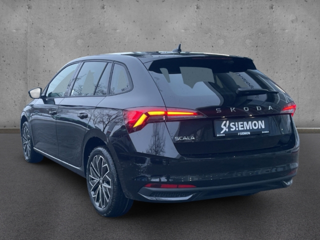 Fahrzeugabbildung SKODA Scala 1.5 TSI Balance LED Navi AHK LM17 PDC SHZ