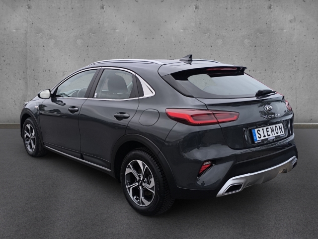 Fahrzeugabbildung Kia XCee'd 1.0 T-GDI Edition7 LED CarPlay RKam BT PDC SHZ Allwetter
