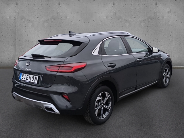 Fahrzeugabbildung Kia XCee'd 1.0 T-GDI Edition7 LED CarPlay RKam BT PDC SHZ Allwetter