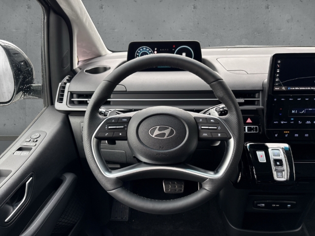 Fahrzeugabbildung Hyundai STARIA HEV 1.6 SIGNATURE Panorama 7-Sitze Navi Leder digi Cockpit Soundsystem