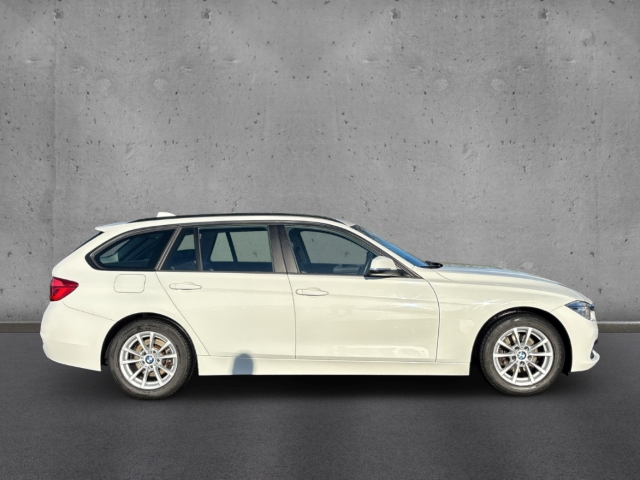 Fahrzeugabbildung BMW 318 d Touring stronic Advantage LED Klimaat RKam
