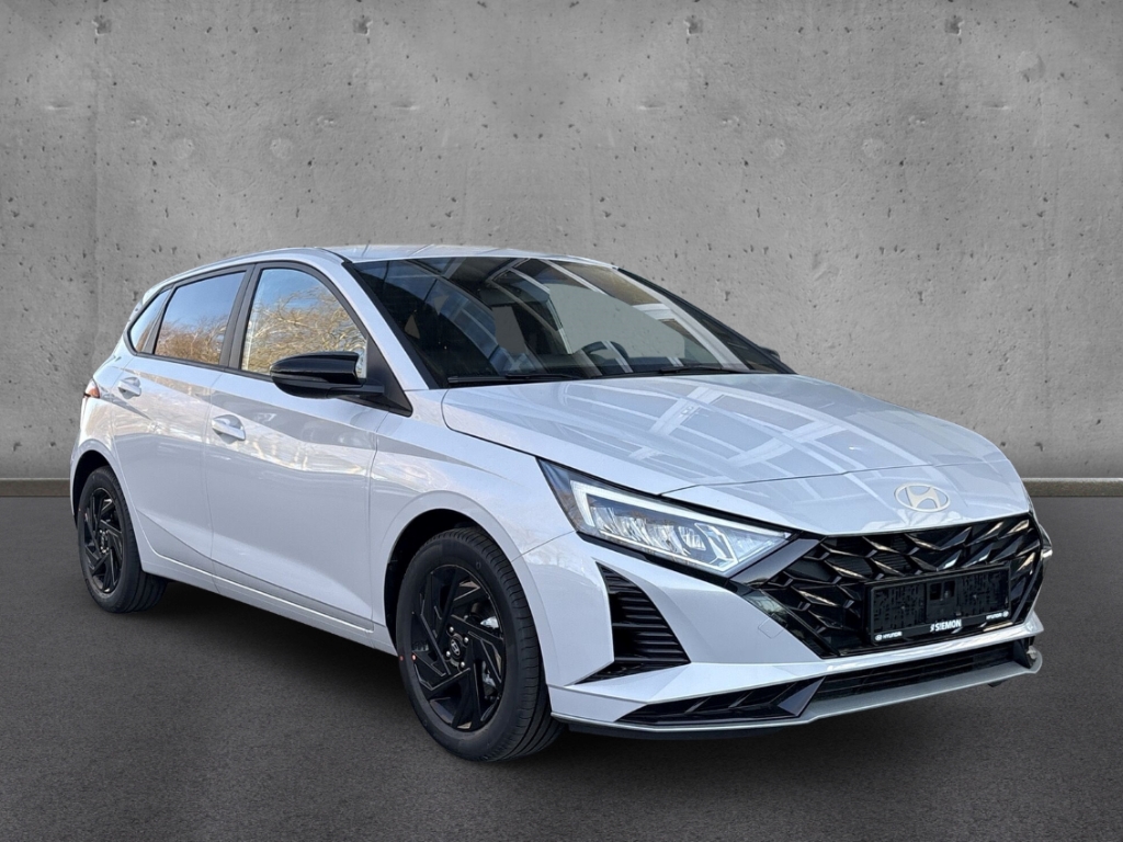 Fahrzeugabbildung Hyundai i20 FL MY26 1.0 T-GDI MT Blackline Navi Soundsystem Bose LED Apple CarPlay Android Auto