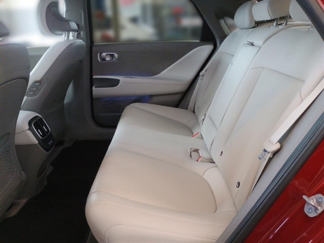 Fahrzeugabbildung Hyundai IONIQ 6 77,4kWh 4WD UNIQ HUD Navi Digitales Cockpit Memory Sitze Soundsystem Bose