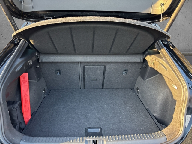 Fahrzeugabbildung CUPRA Formentor VZ 333 4Drive DSG ACC elHeck Kam Keyle