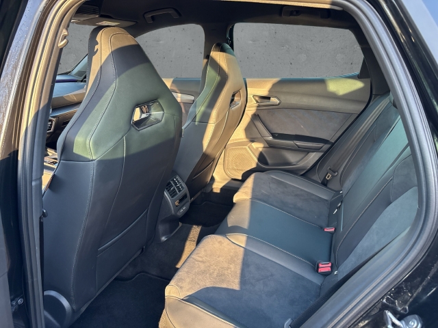 Fahrzeugabbildung CUPRA Formentor VZ 333 4Drive DSG ACC elHeck Kam Keyle