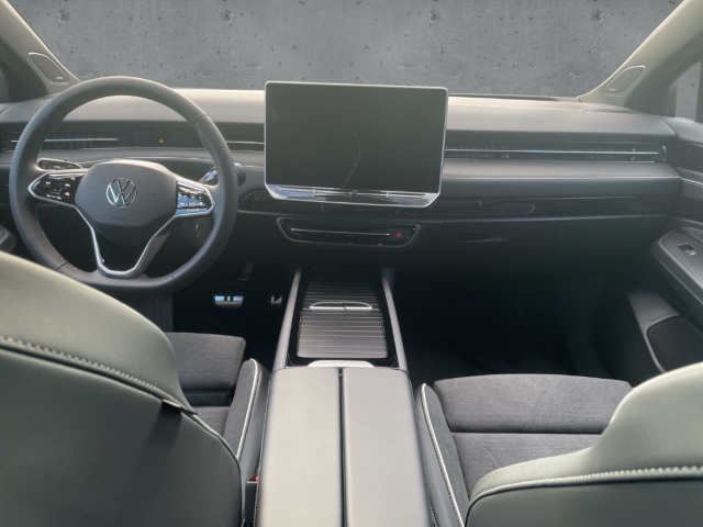 Fahrzeugabbildung Volkswagen ID.7 210 kW Tourer Pro AHK Keyless 360 Kamera